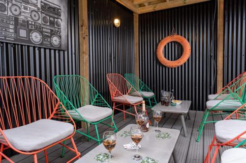 Ultimate Glam, Vintage Central Pad. Cool 70S Bar. Борнмут Экстерьер фото